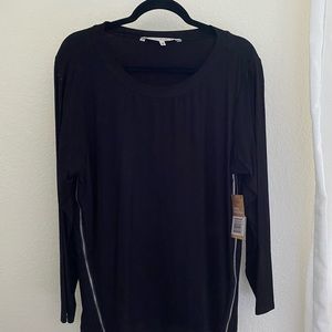 long sleeve black top with zippers